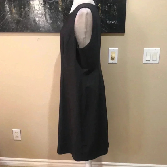 Tahari Arthur S Levine Classic Gray Sleeveless Sheath Dress-Size 16 - Picture 3 of 6